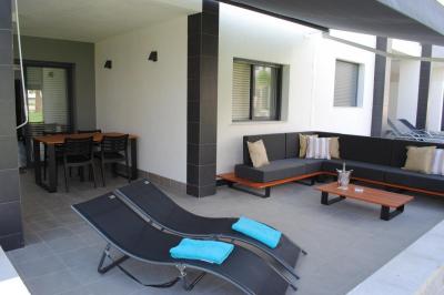 Første etasje leilighet i Oasis Beach La Zenia 4 Nº 119 in España Casas